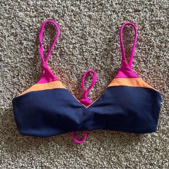 Maaji Vintage Grape Rocks Reversible Bikini Top Women’s M Swimwear Summer Beach - Picture 4 of 13